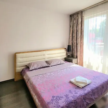 Apartment And In Sunny Dream Family Complex In