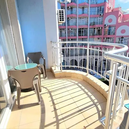And In Sunny Dream Family Complex In *