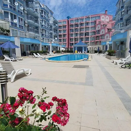 And In Sunny Dream Family Complex In *